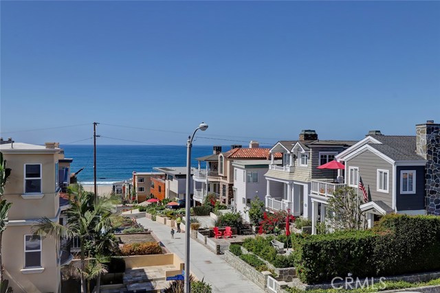 304 3rd Street, Manhattan Beach, California 90266, 4 Bedrooms Bedrooms, ,3 BathroomsBathrooms,Residential,Sold,3rd,SB19234721
