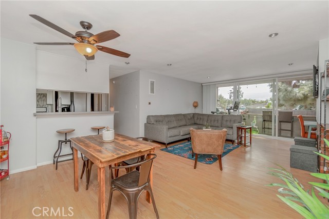 Detail Gallery Image 1 of 1 For 6605 Green Valley Cir #103,  Culver City,  CA 90230 - 2 Beds | 1 Baths