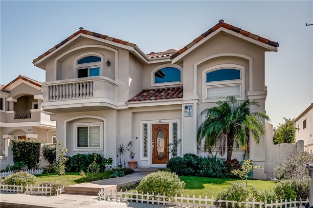 2106 Huntington Lane, Redondo Beach, California 90278, 4 Bedrooms Bedrooms, ,2 BathroomsBathrooms,Residential,Sold,Huntington,SB20210061