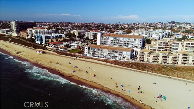 615 Esplanade, Redondo Beach, California 90277, 1 Bedroom Bedrooms, ,1 BathroomBathrooms,Residential,Sold,Esplanade,SB18186374