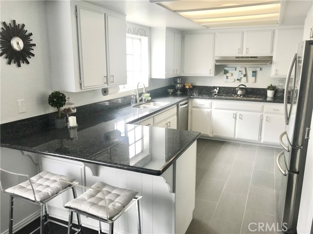 2609 Vanderbilt Lane, Redondo Beach, California 90278, 3 Bedrooms Bedrooms, ,2 BathroomsBathrooms,Residential,Sold,Vanderbilt,SB21063160