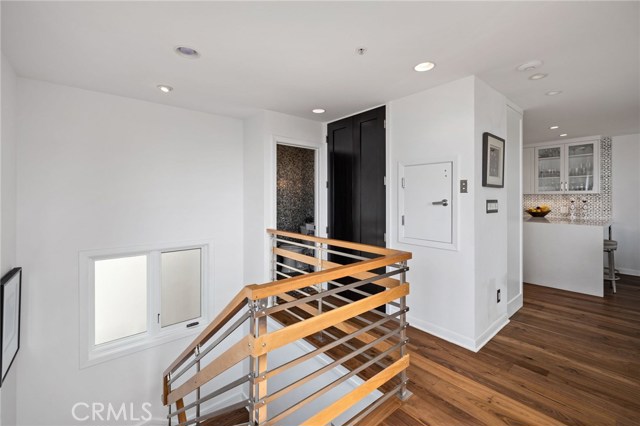 315 24th Street, Manhattan Beach, California 90266, 3 Bedrooms Bedrooms, ,3 BathroomsBathrooms,Residential,Sold,24th,SB20212174
