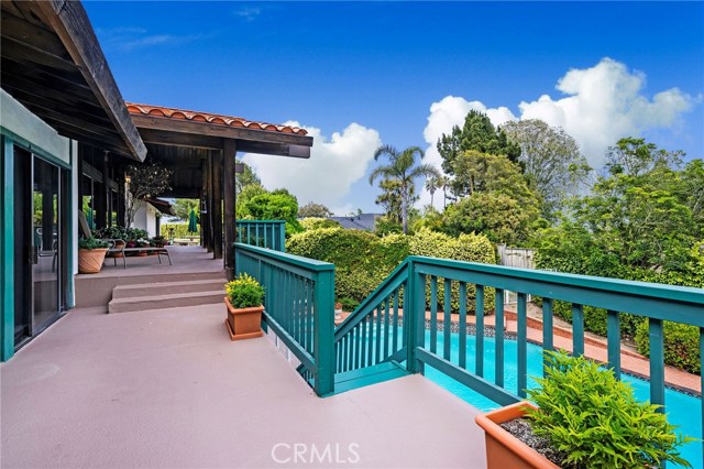 5420 Meadowdale Lane, Rancho Palos Verdes, California 90275, 6 Bedrooms Bedrooms, ,4 BathroomsBathrooms,Residential,Sold,Meadowdale,PV19133318