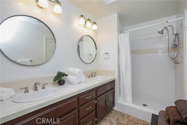 2511 Rockefeller Lane, Redondo Beach, California 90278, 3 Bedrooms Bedrooms, ,2 BathroomsBathrooms,Residential,Sold,Rockefeller,SB21046800