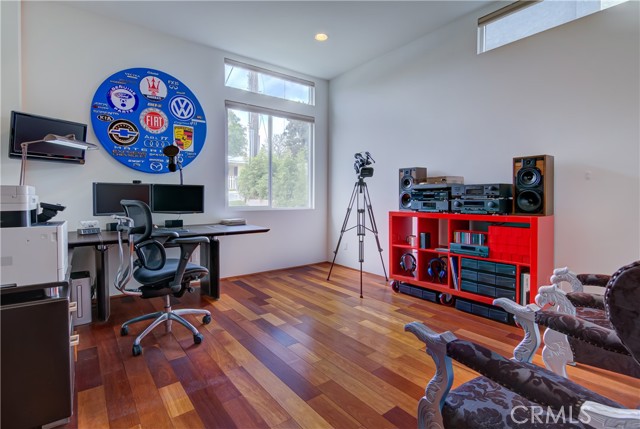 2700 Vanderbilt Lane, Redondo Beach, California 90278, 4 Bedrooms Bedrooms, ,2 BathroomsBathrooms,Residential,Sold,Vanderbilt,SB21081280