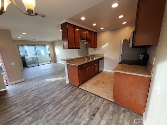 Photo of 21981 Rimhurst Drive #154, Lake Forest, CA 92630