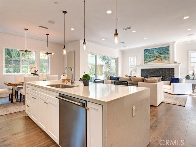 1907 Plant #B, Redondo Beach, California 90278, 4 Bedrooms Bedrooms, ,3 BathroomsBathrooms,Residential,Sold,Plant #B,SB20015765