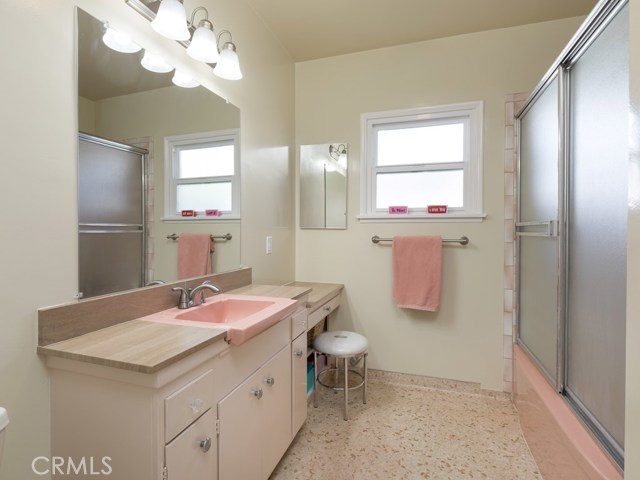 2142 Santa Rena Drive, Rancho Palos Verdes, California 90275, 4 Bedrooms Bedrooms, ,2 BathroomsBathrooms,Residential,Sold,Santa Rena,PV18037589