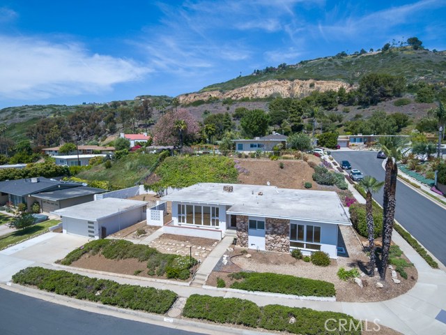 4107 Dauntless Drive, Rancho Palos Verdes, California 90275, 3 Bedrooms Bedrooms, ,2 BathroomsBathrooms,Residential,Sold,Dauntless,SB20077228