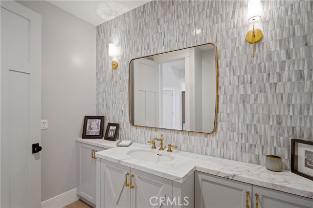 1436 23rd Street, Manhattan Beach, California 90266, 6 Bedrooms Bedrooms, ,6 BathroomsBathrooms,Residential,Sold,23rd,SB21003333