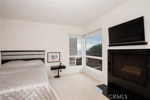 116 26th Street, Manhattan Beach, California 90266, 2 Bedrooms Bedrooms, ,2 BathroomsBathrooms,Residential,Sold,26th,SB21017134
