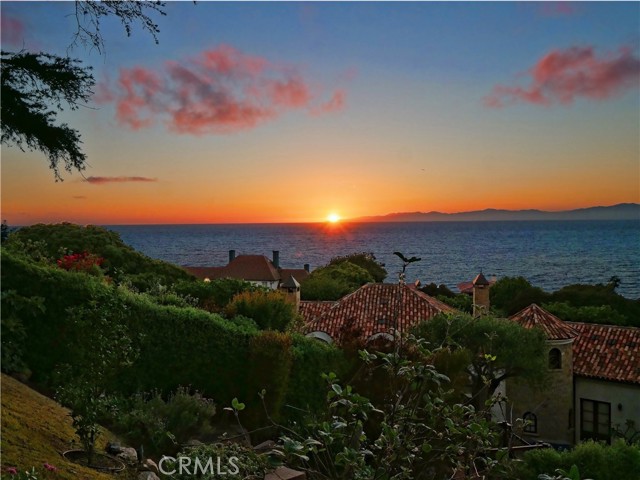 592 Via Almar, Palos Verdes Estates, California 90274, 4 Bedrooms Bedrooms, ,4 BathroomsBathrooms,Residential,Sold,Via Almar,SB21138248