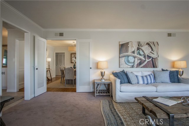 149 Vista Del Parque, Redondo Beach, California 90277, 4 Bedrooms Bedrooms, ,1 BathroomBathrooms,Residential,Sold,Vista Del Parque,PV19039225