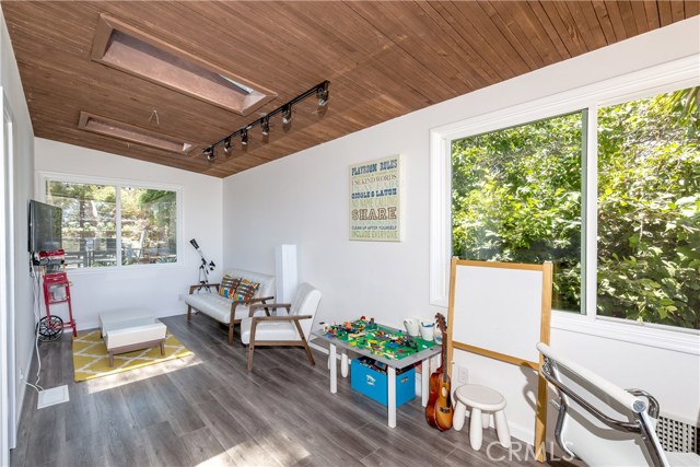 Great room for the kids to play or watch tv