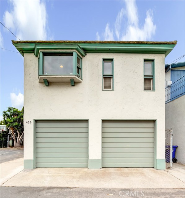 429 20th Street, Manhattan Beach, California 90266, 3 Bedrooms Bedrooms, ,1 BathroomBathrooms,Residential,Sold,20th,SB20228436