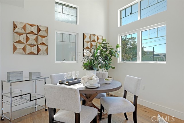 528 Elena Avenue, Redondo Beach, California 90277, 4 Bedrooms Bedrooms, ,4 BathroomsBathrooms,Residential,Sold,Elena,SB21098189