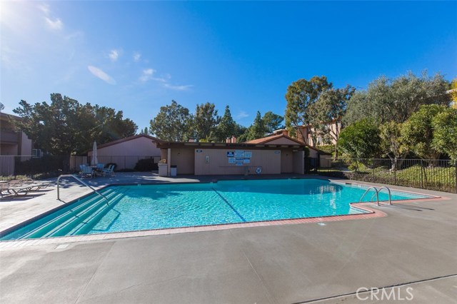 5927 Armaga Spring Road, Rancho Palos Verdes, California 90275, 2 Bedrooms Bedrooms, ,2 BathroomsBathrooms,Residential,Sold,Armaga Spring,SB19017237