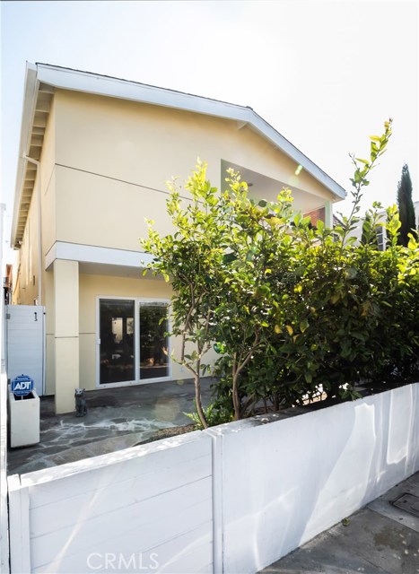 462 27th Street, Manhattan Beach, California 90266, 3 Bedrooms Bedrooms, ,2 BathroomsBathrooms,Residential,Sold,27th,SB20201304