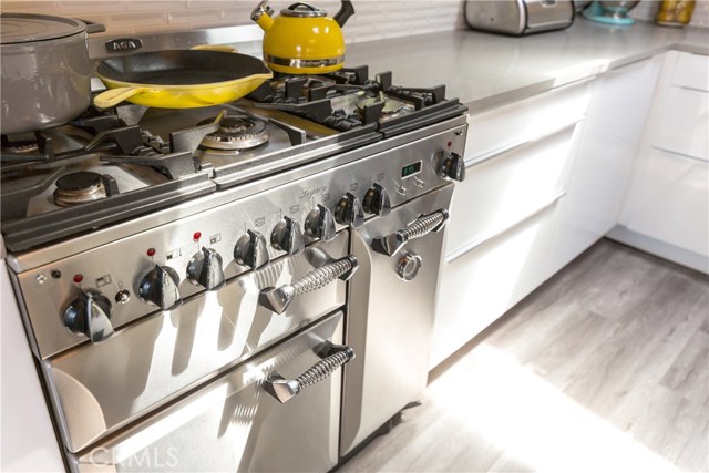 Fantastic AGA Legacy range