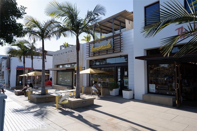 200 Gull Street, Manhattan Beach, California 90266, 3 Bedrooms Bedrooms, ,1 BathroomBathrooms,Residential,Sold,Gull,OC21063409