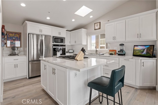 316 34th Street, Manhattan Beach, California 90266, 4 Bedrooms Bedrooms, ,2 BathroomsBathrooms,Residential,Sold,34th,SB21016031
