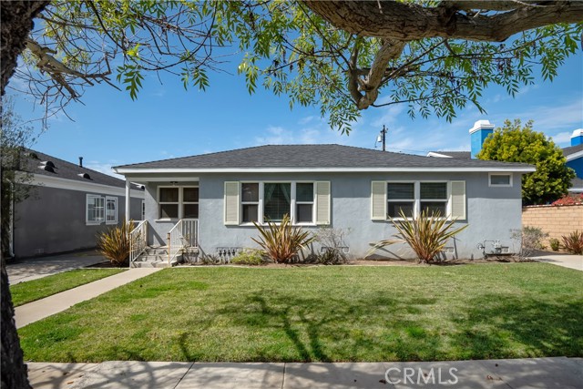 1605 Harkness, Manhattan Beach, California 90266, 3 Bedrooms Bedrooms, ,1 BathroomBathrooms,Residential,Sold,Harkness,SB21055276
