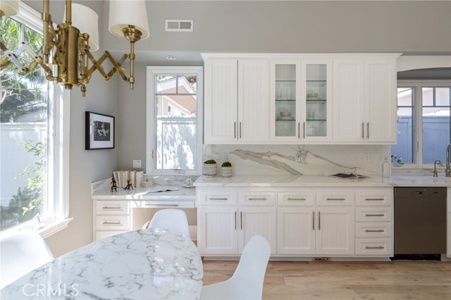 2805 Palm Avenue, Manhattan Beach, California 90266, 5 Bedrooms Bedrooms, ,4 BathroomsBathrooms,Residential,Sold,Palm,SB19212306