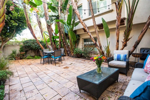 2112 Harriman Lane, Redondo Beach, California 90278, 4 Bedrooms Bedrooms, ,2 BathroomsBathrooms,Residential,Sold,Harriman,SB18280031