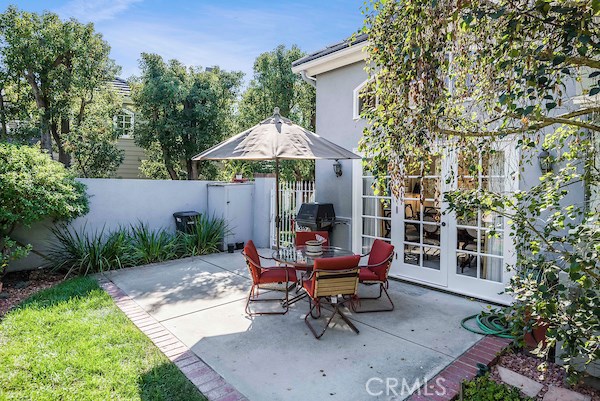 32 Hillcrest Meadows, Rolling Hills Estates, California 90274, 4 Bedrooms Bedrooms, ,3 BathroomsBathrooms,Residential,Sold,Hillcrest Meadows,PV19151102