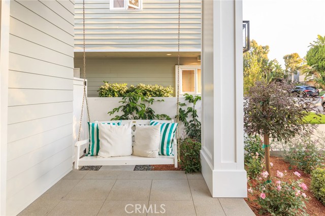 2400 John Street, Manhattan Beach, California 90266, 5 Bedrooms Bedrooms, ,2 BathroomsBathrooms,Residential,Sold,John,SB19208383