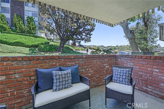 6542 Ocean Crest Drive, Rancho Palos Verdes, California 90275, 2 Bedrooms Bedrooms, ,2 BathroomsBathrooms,Residential,Sold,Ocean Crest,SB21094554