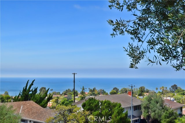 28731 Trailriders Drive, Rancho Palos Verdes, California 90275, 4 Bedrooms Bedrooms, ,1 BathroomBathrooms,Residential,Sold,Trailriders,PV17192557