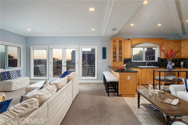 233 Helberta Avenue, Redondo Beach, California 90277, 4 Bedrooms Bedrooms, ,2 BathroomsBathrooms,Residential,Sold,Helberta,SB19225770