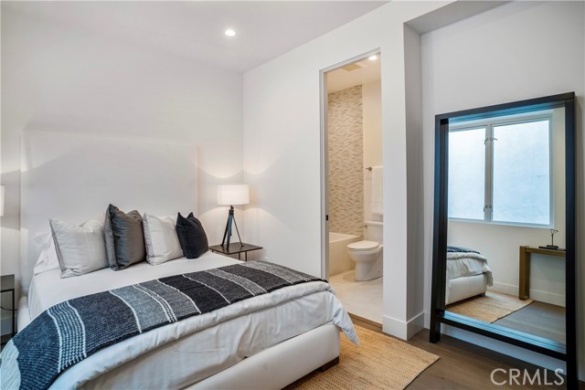 221 1st Street, Manhattan Beach, California 90266, 3 Bedrooms Bedrooms, ,3 BathroomsBathrooms,Residential,Sold,1st,SB19034815