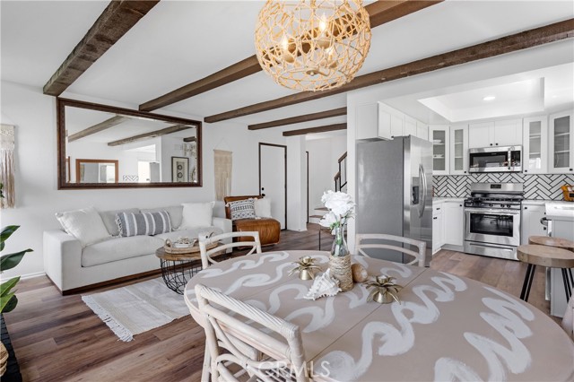 2503 Vanderbilt Lane, Redondo Beach, California 90278, 3 Bedrooms Bedrooms, ,1 BathroomBathrooms,Residential,Sold,Vanderbilt,SB21131553