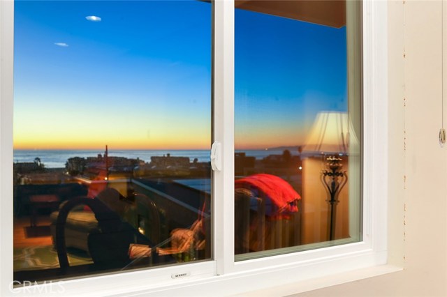 429 Bayview Drive, Hermosa Beach, California 90254, 3 Bedrooms Bedrooms, ,3 BathroomsBathrooms,Residential,Sold,Bayview,SB18034474