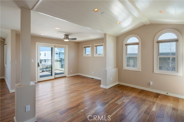 646 Hermosa Avenue, Hermosa Beach, California 90254, 3 Bedrooms Bedrooms, ,2 BathroomsBathrooms,Residential,Sold,Hermosa,SB18146265