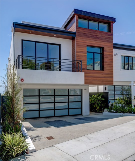 1511 Golden Avenue, Hermosa Beach, California 90254, 5 Bedrooms Bedrooms, ,2 BathroomsBathrooms,Residential,Sold,Golden,SB19224666