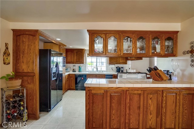 2412 Ives Lane, Redondo Beach, California 90278, 3 Bedrooms Bedrooms, ,2 BathroomsBathrooms,Residential,Sold,Ives,SB20100706