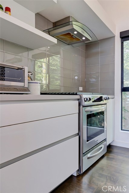 1773 Mathews Avenue, Manhattan Beach, California 90266, 3 Bedrooms Bedrooms, ,2 BathroomsBathrooms,Residential,Sold,Mathews,SB19238743