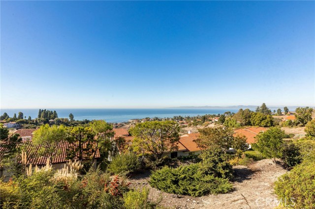 6542 Ocean Crest Drive, Palos Verdes Peninsula, California 90275, 2 Bedrooms Bedrooms, ,1 BathroomBathrooms,Residential,Sold,Ocean Crest,SB20245316