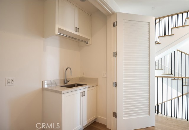 409 30th Street, Manhattan Beach, California 90266, 4 Bedrooms Bedrooms, ,2 BathroomsBathrooms,Residential,Sold,30th,SB20162447