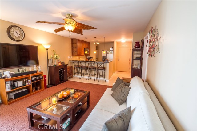 555 Esplanade, Redondo Beach, California 90277, 2 Bedrooms Bedrooms, ,2 BathroomsBathrooms,Residential,Sold,Esplanade,SB17042204