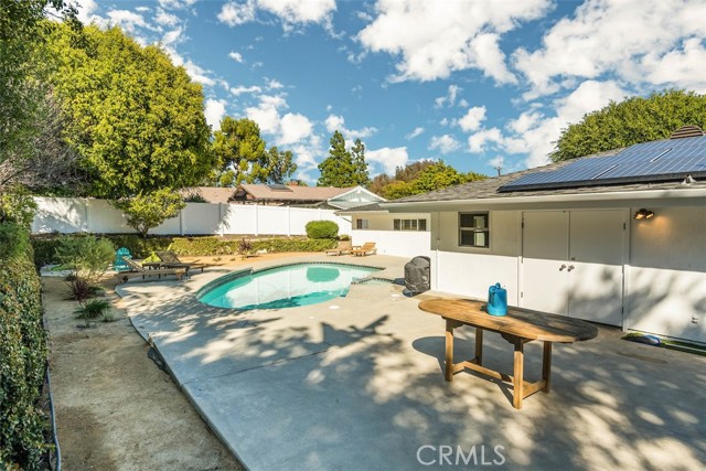 37 Shady Vista Road, Rolling Hills Estates, California 90274, 4 Bedrooms Bedrooms, ,3 BathroomsBathrooms,Residential,Sold,Shady Vista,PV21045833