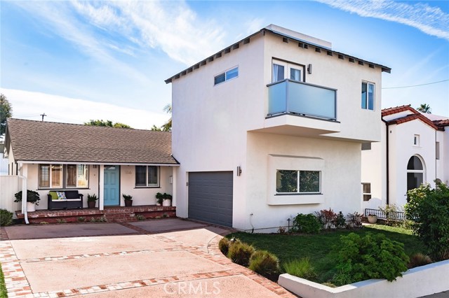 1156 9th Street, Hermosa Beach, California 90254, 3 Bedrooms Bedrooms, ,1 BathroomBathrooms,Residential,Sold,9th,SB20005266