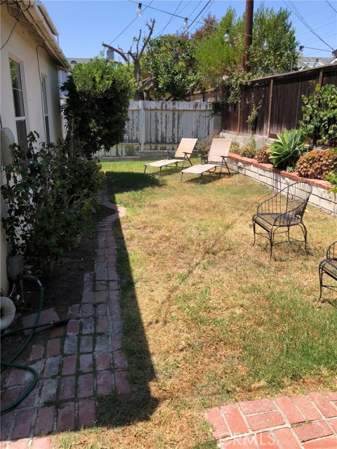 1635 23rd Street, Manhattan Beach, California 90266, 3 Bedrooms Bedrooms, ,1 BathroomBathrooms,Residential,Sold,23rd,SB18180832