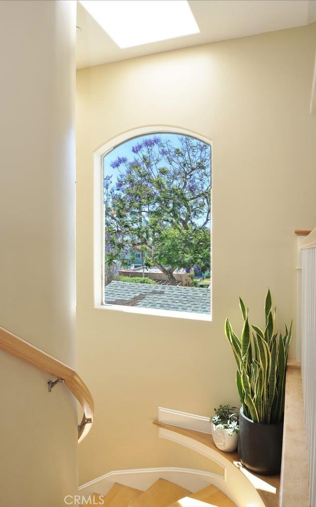 722 Irena Avenue, Redondo Beach, California 90277, 3 Bedrooms Bedrooms, ,2 BathroomsBathrooms,Residential,Sold,Irena,PV18154458