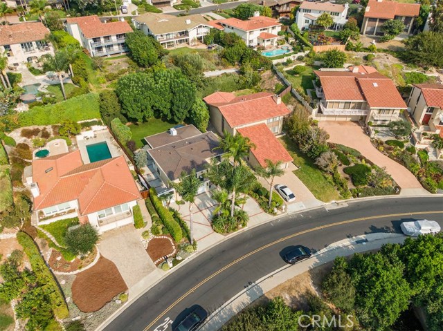 1808 Via Olivera, Palos Verdes Estates, California 90274, 4 Bedrooms Bedrooms, ,3 BathroomsBathrooms,Residential,Sold,Via Olivera,PV20215353