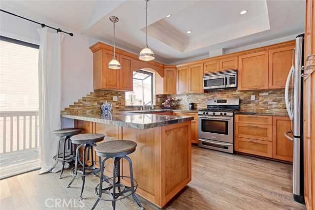 230 Guadalupe Avenue, Redondo Beach, California 90277, 2 Bedrooms Bedrooms, ,1 BathroomBathrooms,Residential,Sold,Guadalupe,SB17248817