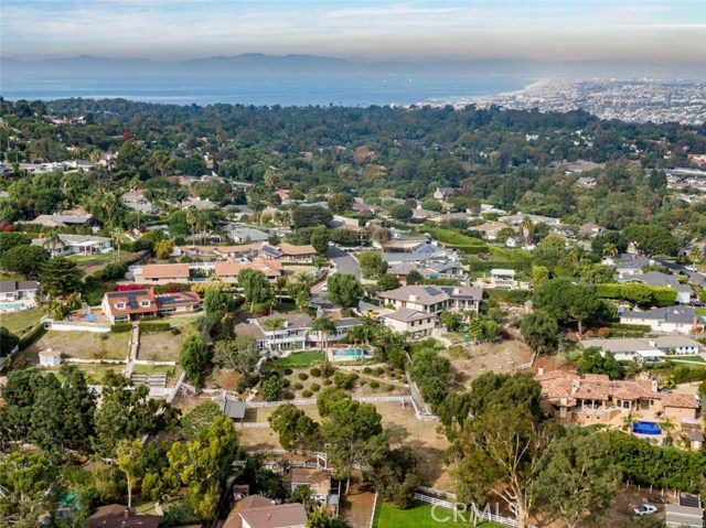 4600 Rollando Drive, Rolling Hills Estates, California 90274, 5 Bedrooms Bedrooms, ,4 BathroomsBathrooms,Residential,Sold,Rollando,PV19270515